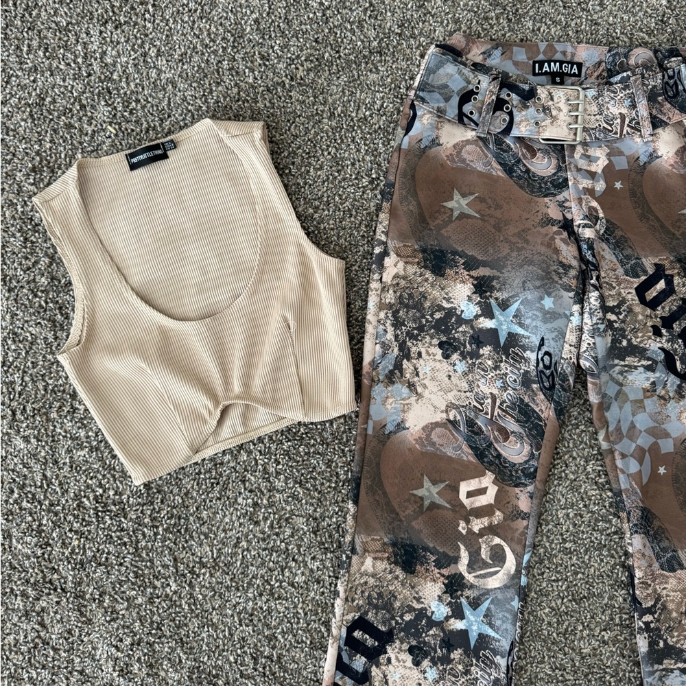 I.AM.GIA Outfit Bundle - Picture 3 of 10
